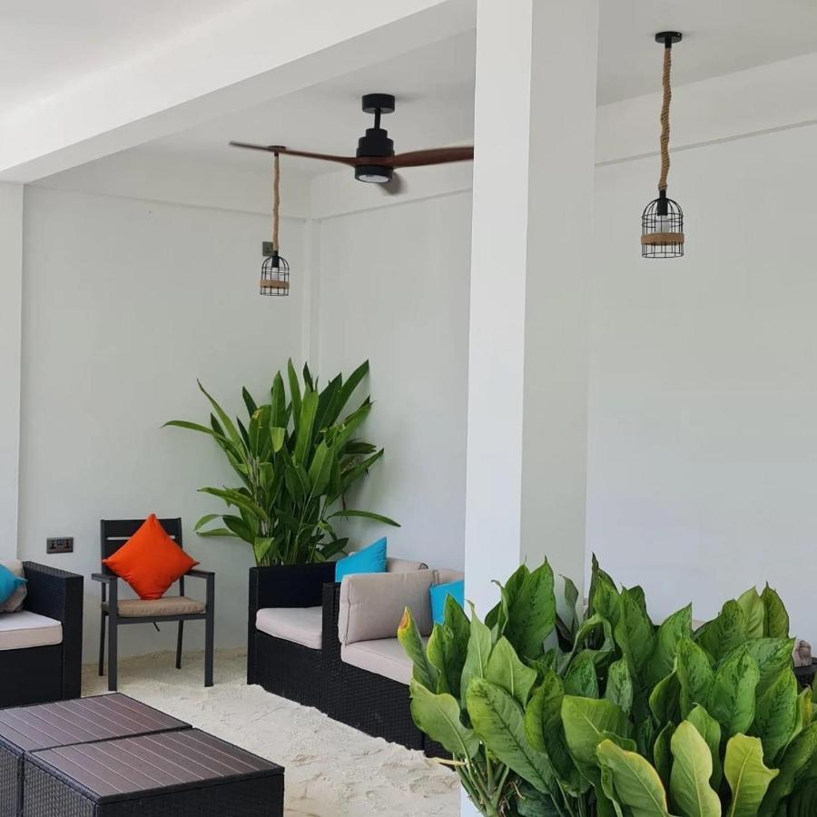 Hotel Seaside Dhigurah Dhigurah  Exterior foto