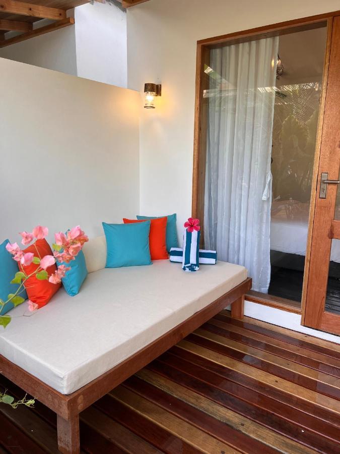 Hotel Seaside Dhigurah Dhigurah  Exterior foto