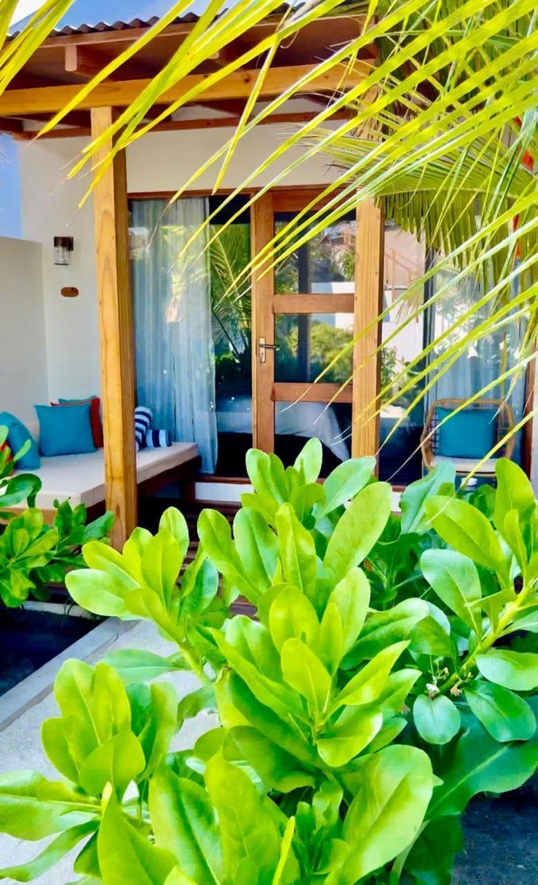 Hotel Seaside Dhigurah Dhigurah  Exterior foto